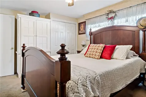 19 Narrows Road Bristol RI 02809