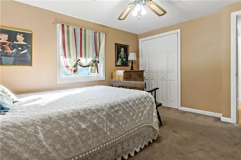 19 Narrows Road Bristol RI 02809