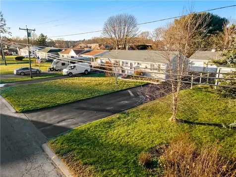 19 Narrows Road Bristol RI 02809