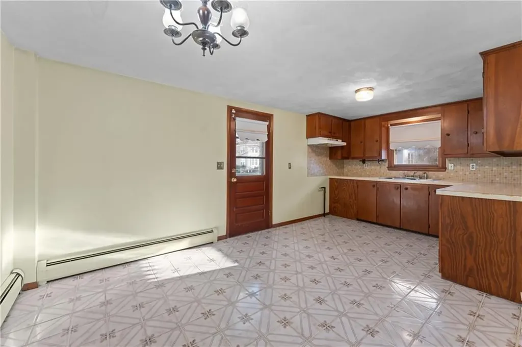115 Chandler Avenue Pawtucket RI 02860