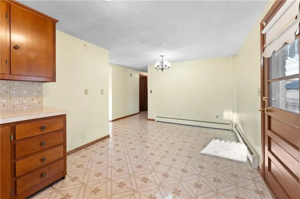 115 Chandler Avenue Pawtucket RI 02860