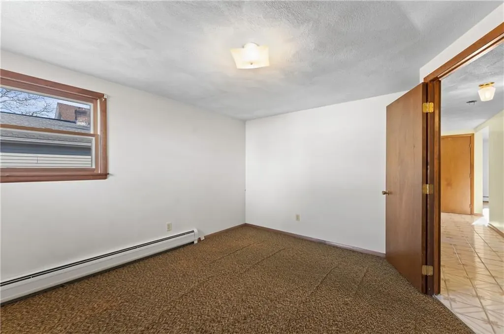 115 Chandler Avenue Pawtucket RI 02860
