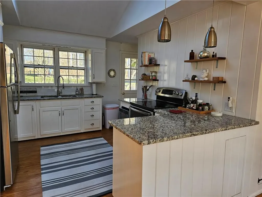 9 Kathleen Drive Westerly RI 02891