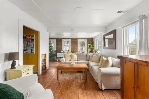 205 Ten Rod Road Exeter RI 02822