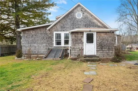 205 Ten Rod Road Exeter RI 02822