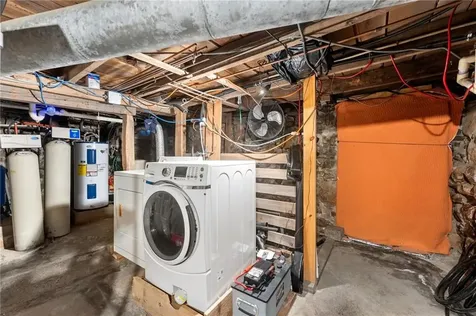 205 Ten Rod Road Exeter RI 02822