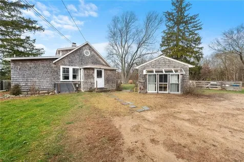 205 Ten Rod Road Exeter RI 02822