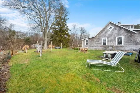 205 Ten Rod Road Exeter RI 02822