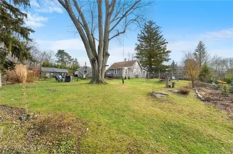 205 Ten Rod Road Exeter RI 02822