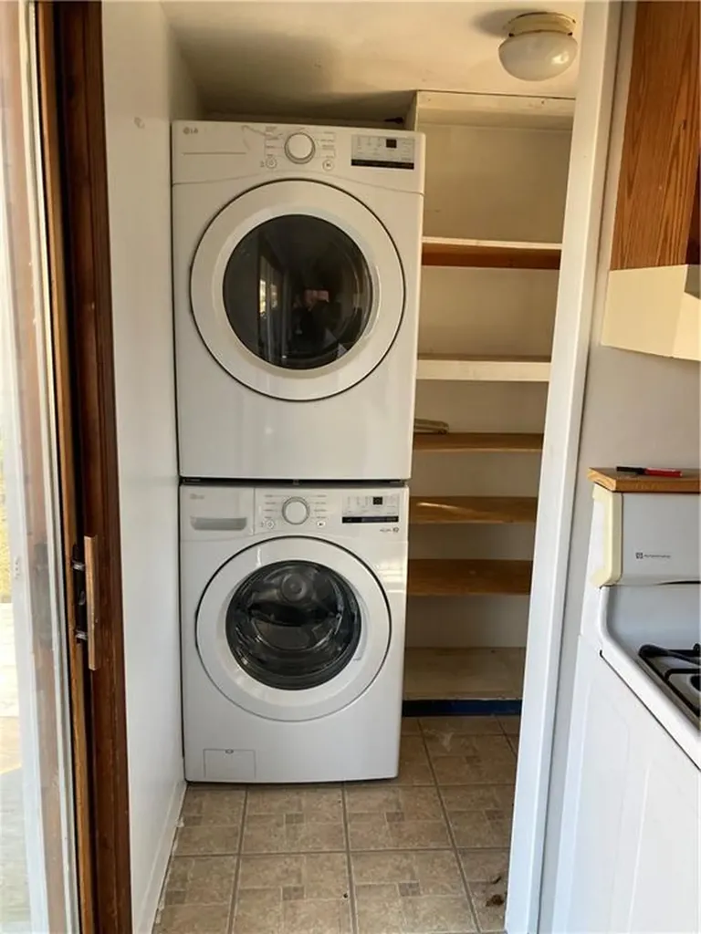 41 Angell Street West Warwick RI 02893