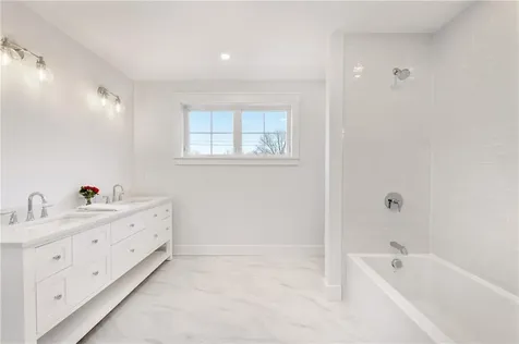 5 Maple Shade Court Bristol RI 02809