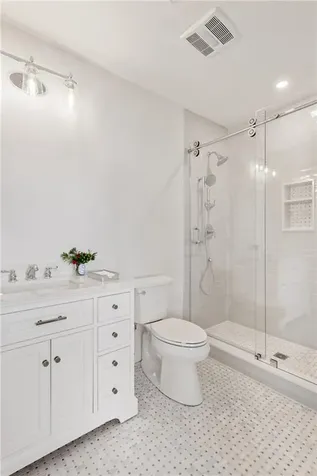 5 Maple Shade Court Bristol RI 02809