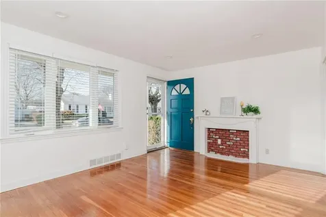 177 Blackburn Street Pawtucket RI 02861