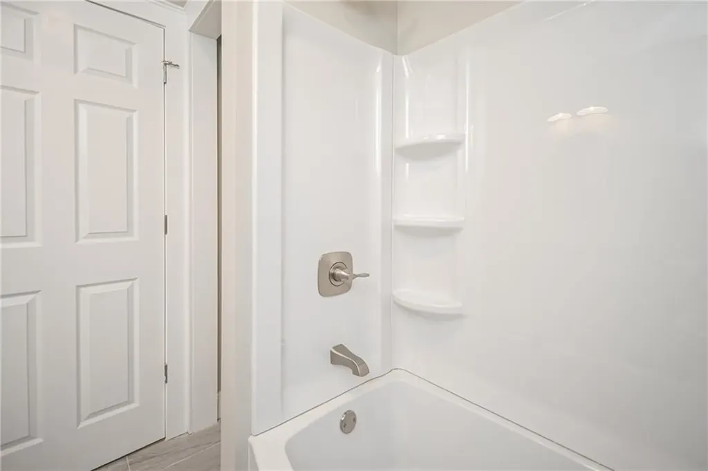 1527 Centerville Road Warwick RI 02886