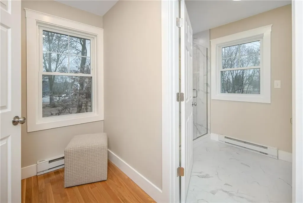 1527 Centerville Road Warwick RI 02886