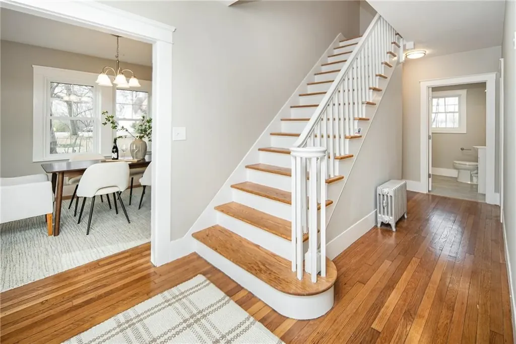 1527 Centerville Road Warwick RI 02886