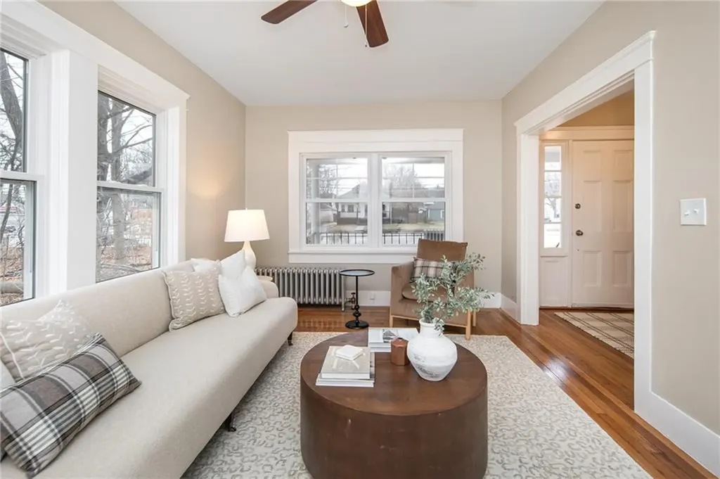 1527 Centerville Road Warwick RI 02886