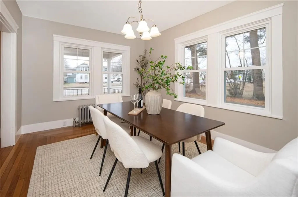 1527 Centerville Road Warwick RI 02886