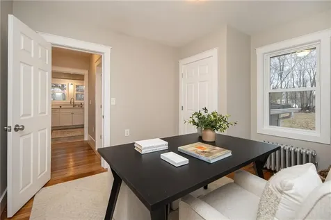 1527 Centerville Road Warwick RI 02886