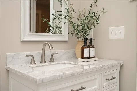 1527 Centerville Road Warwick RI 02886