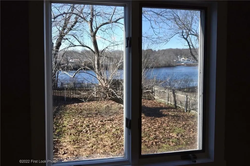 530 Woonasquatucket Avenue North Providence RI 02911