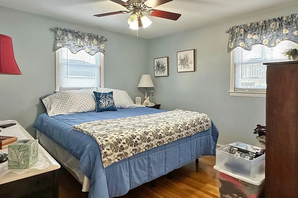 35 Massachusetts Avenue Warwick RI 02888
