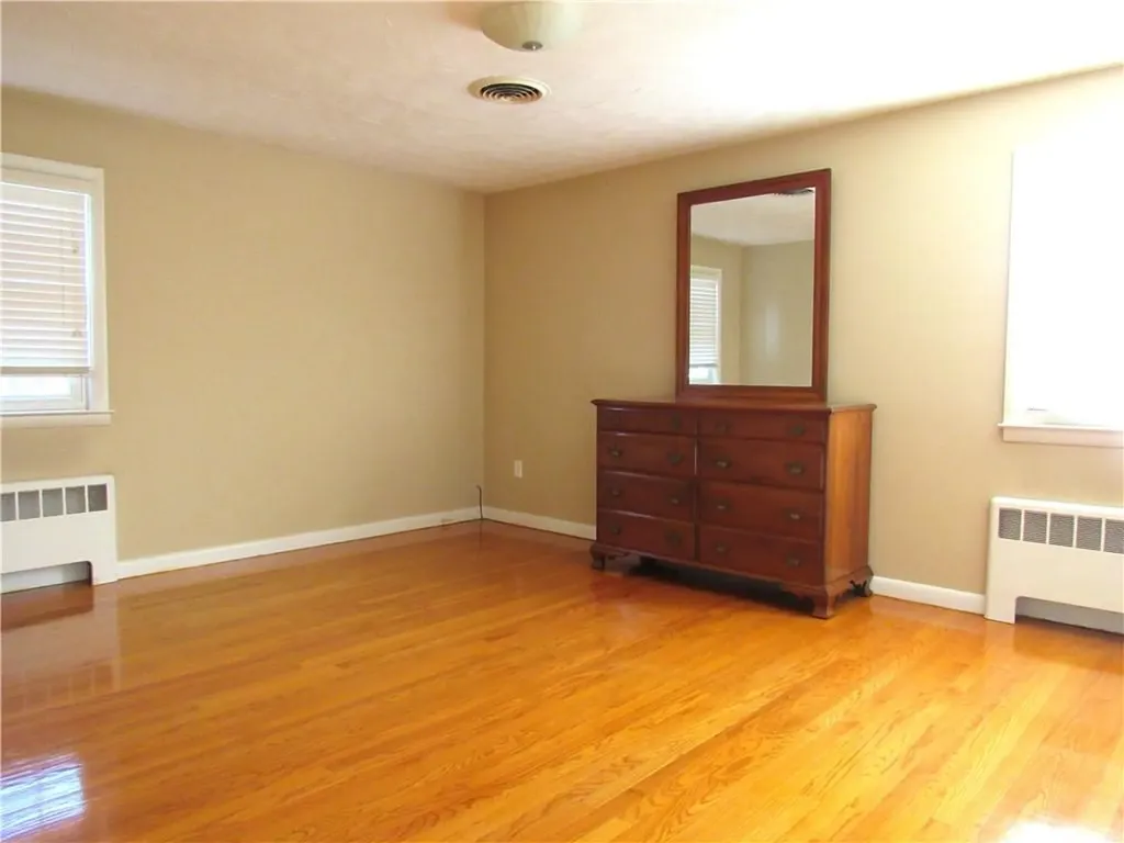 127 Eaton Street Pawtucket RI 02861