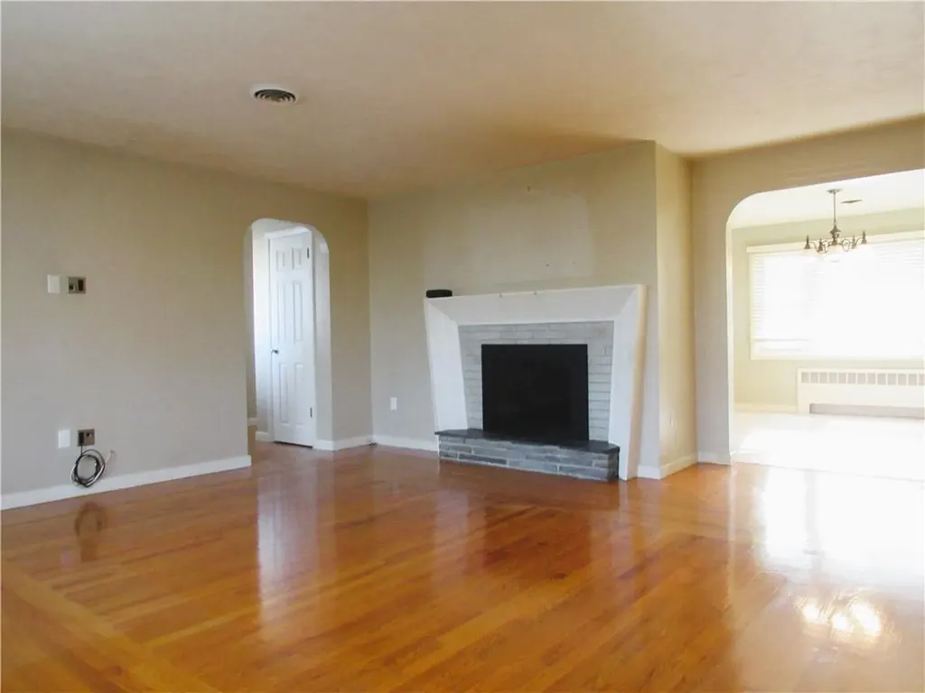127 Eaton Street Pawtucket RI 02861