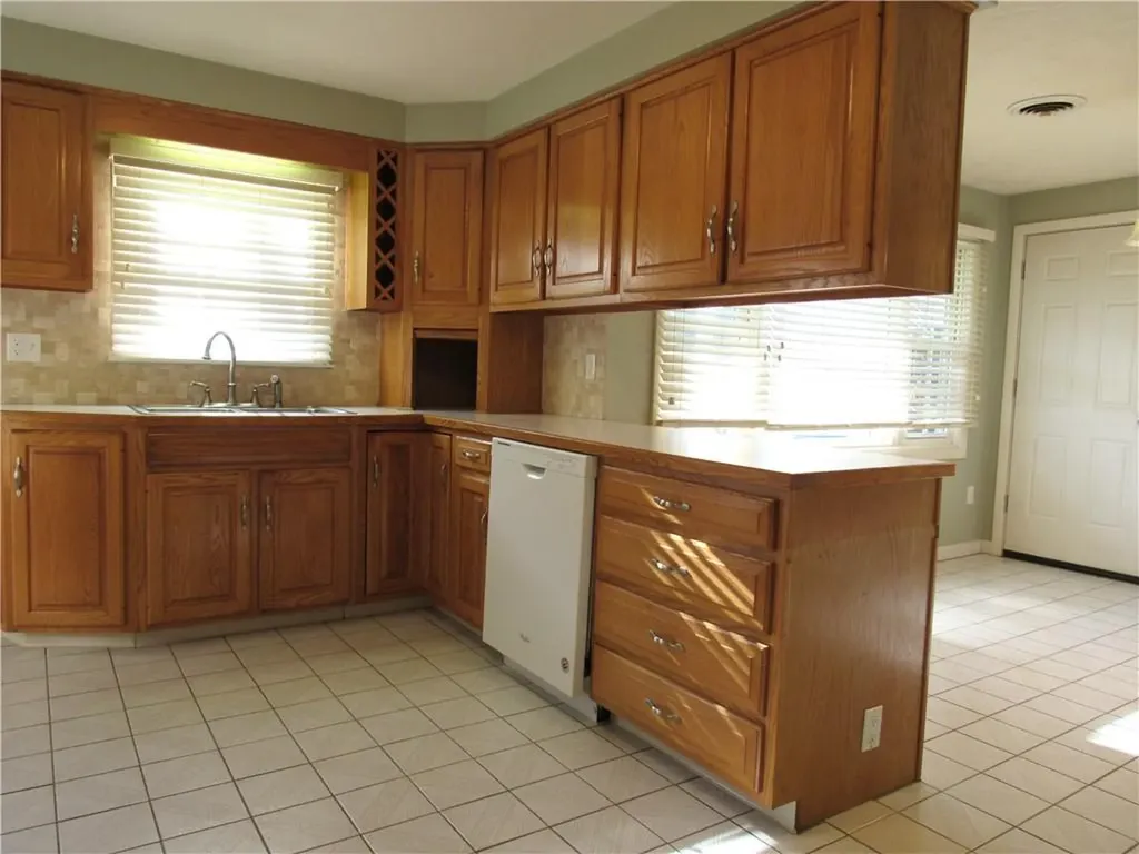 127 Eaton Street Pawtucket RI 02861