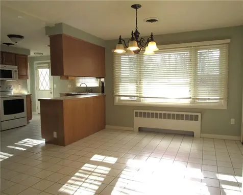 127 Eaton Street Pawtucket RI 02861