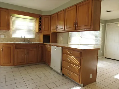 127 Eaton Street Pawtucket RI 02861