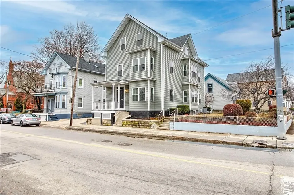 515 Plainfield Street Providence RI 02909