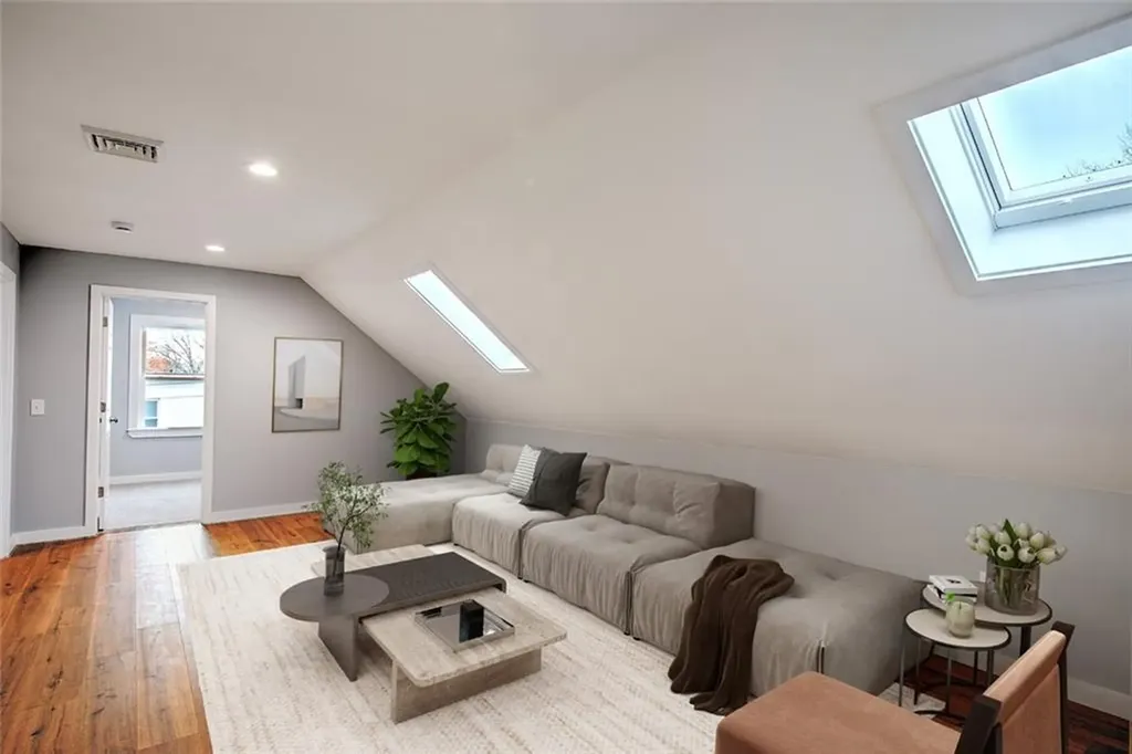 515 Plainfield Street Providence RI 02909