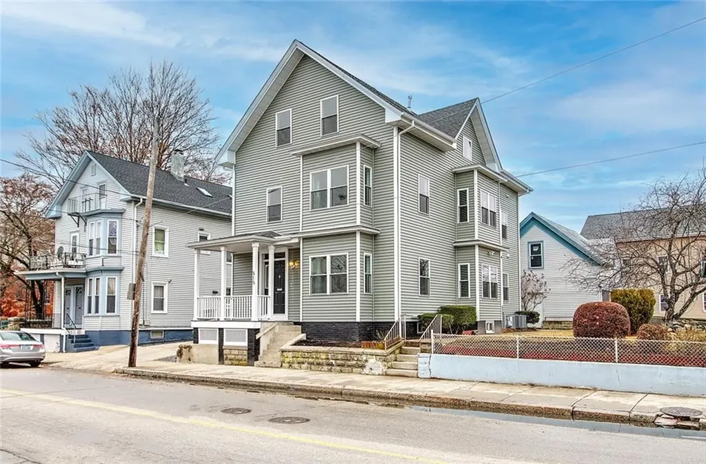 515 Plainfield Street Providence RI 02909