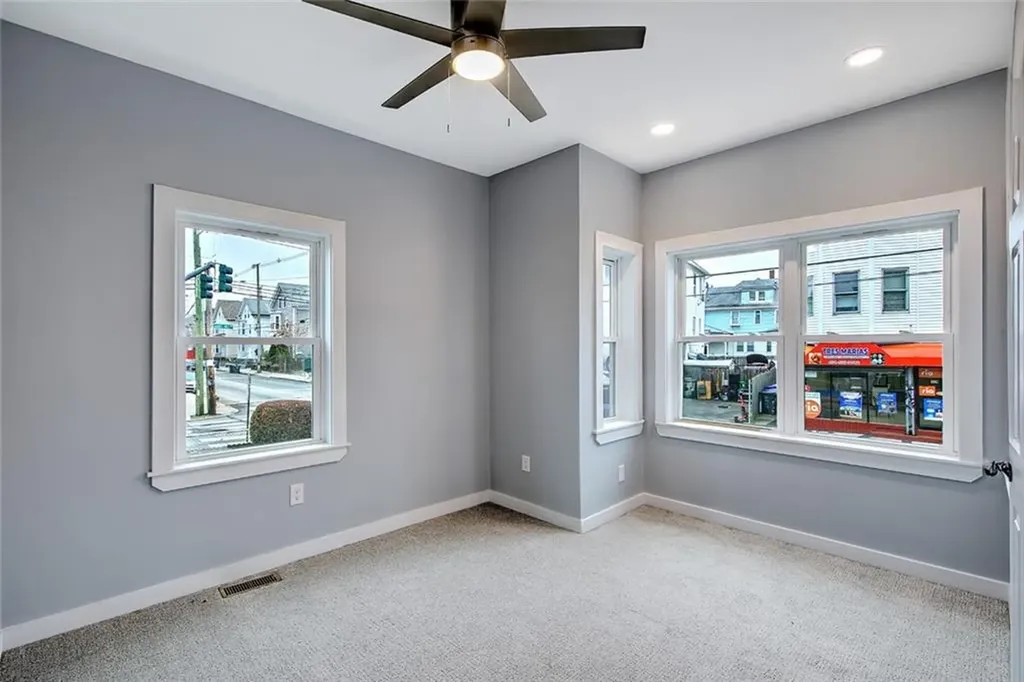 515 Plainfield Street Providence RI 02909
