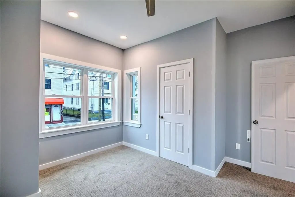 515 Plainfield Street Providence RI 02909