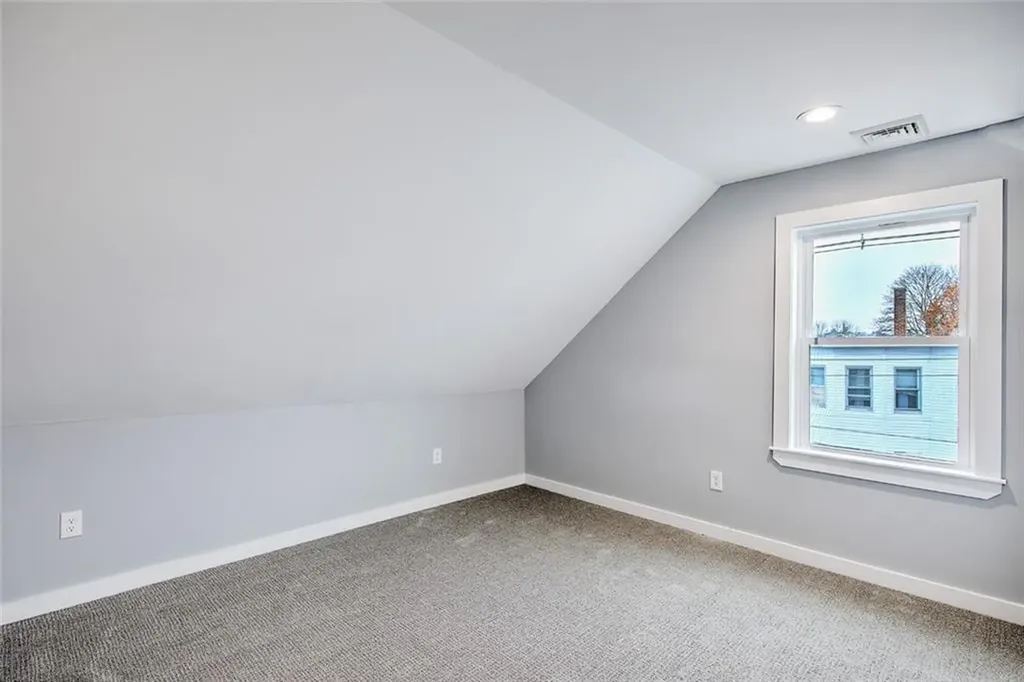 515 Plainfield Street Providence RI 02909