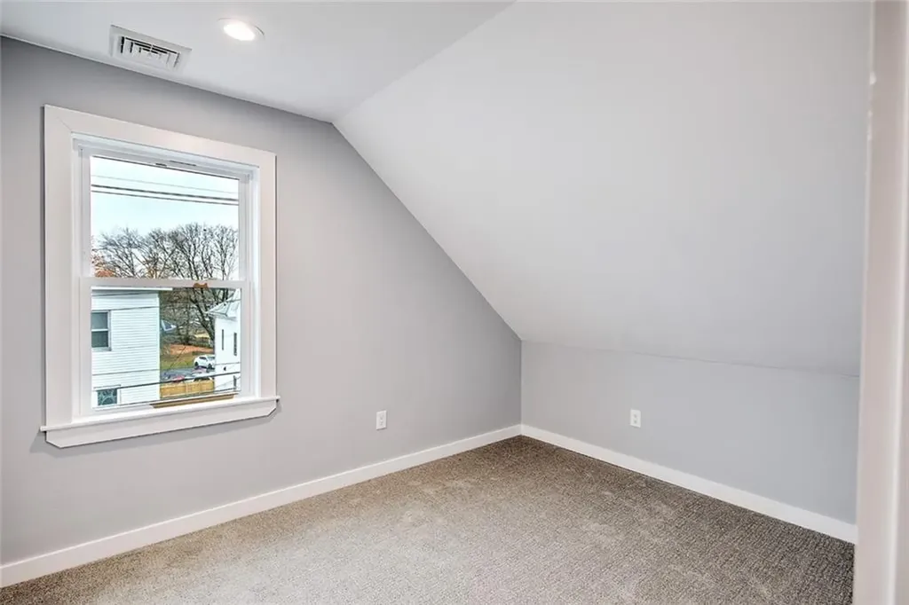515 Plainfield Street Providence RI 02909