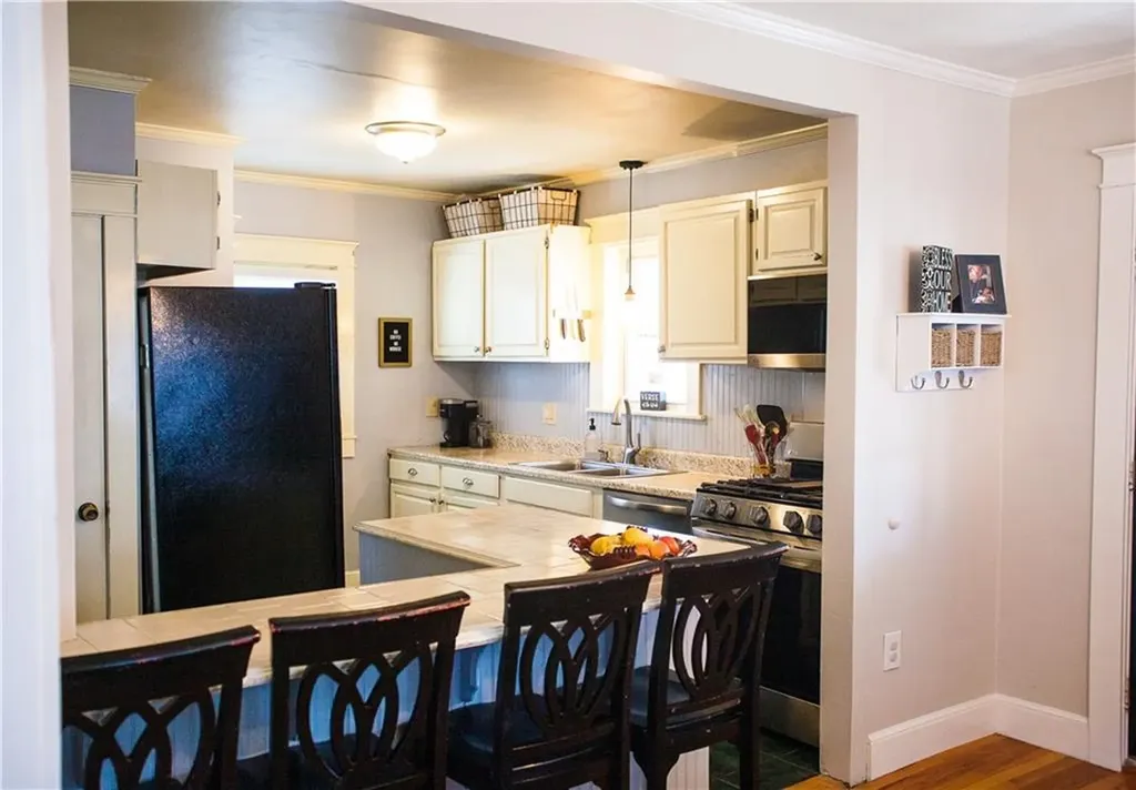 96 Ferncrest Avenue Cranston RI 02905