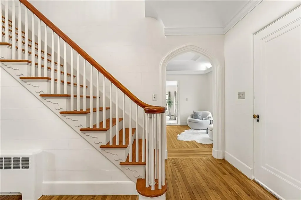 66 Minto Street Providence RI 02908