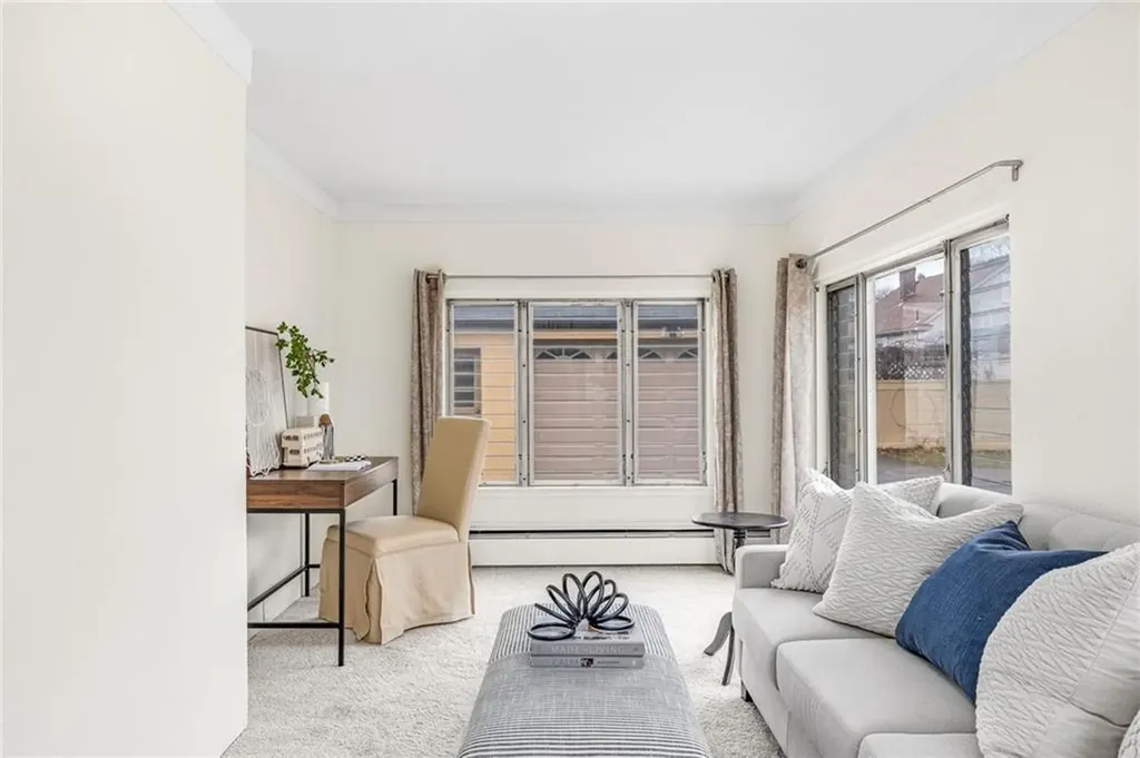 66 Minto Street Providence RI 02908