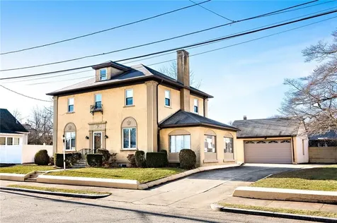 66 Minto Street Providence RI 02908