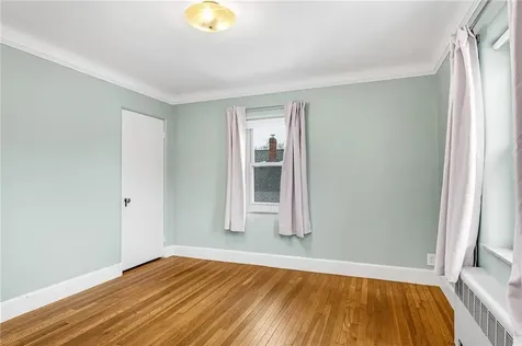 66 Minto Street Providence RI 02908