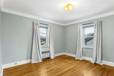 66 Minto Street Providence RI 02908