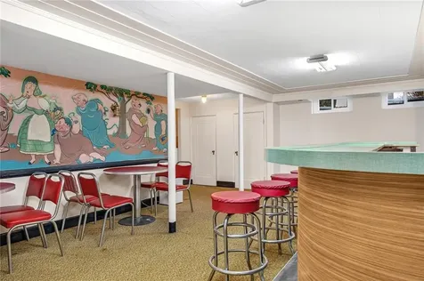 66 Minto Street Providence RI 02908