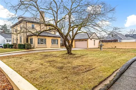 66 Minto Street Providence RI 02908