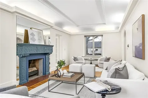 66 Minto Street Providence RI 02908