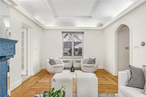 66 Minto Street Providence RI 02908