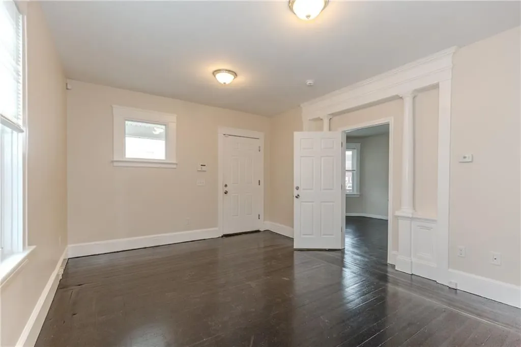 172 Oakland Avenue Providence RI 02908