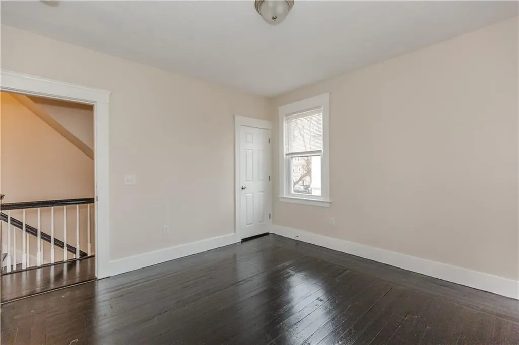 172 Oakland Avenue Providence RI 02908